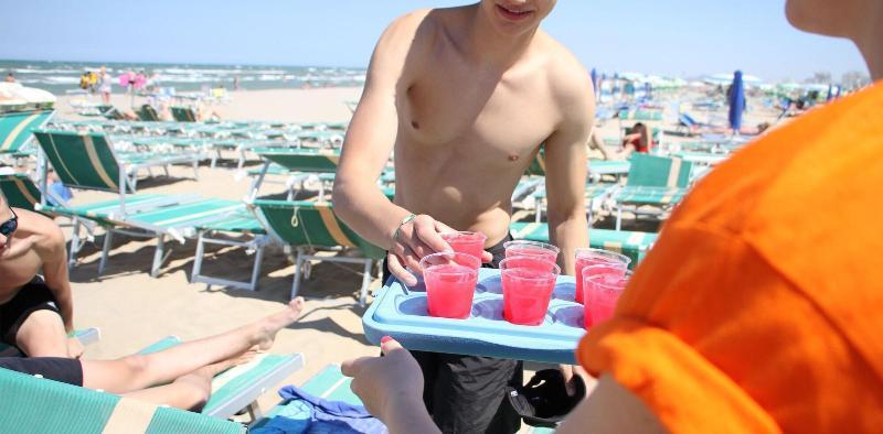 Hotel Morfeo - Young People Hotels (Adults Only) Rimini Eksteriør billede