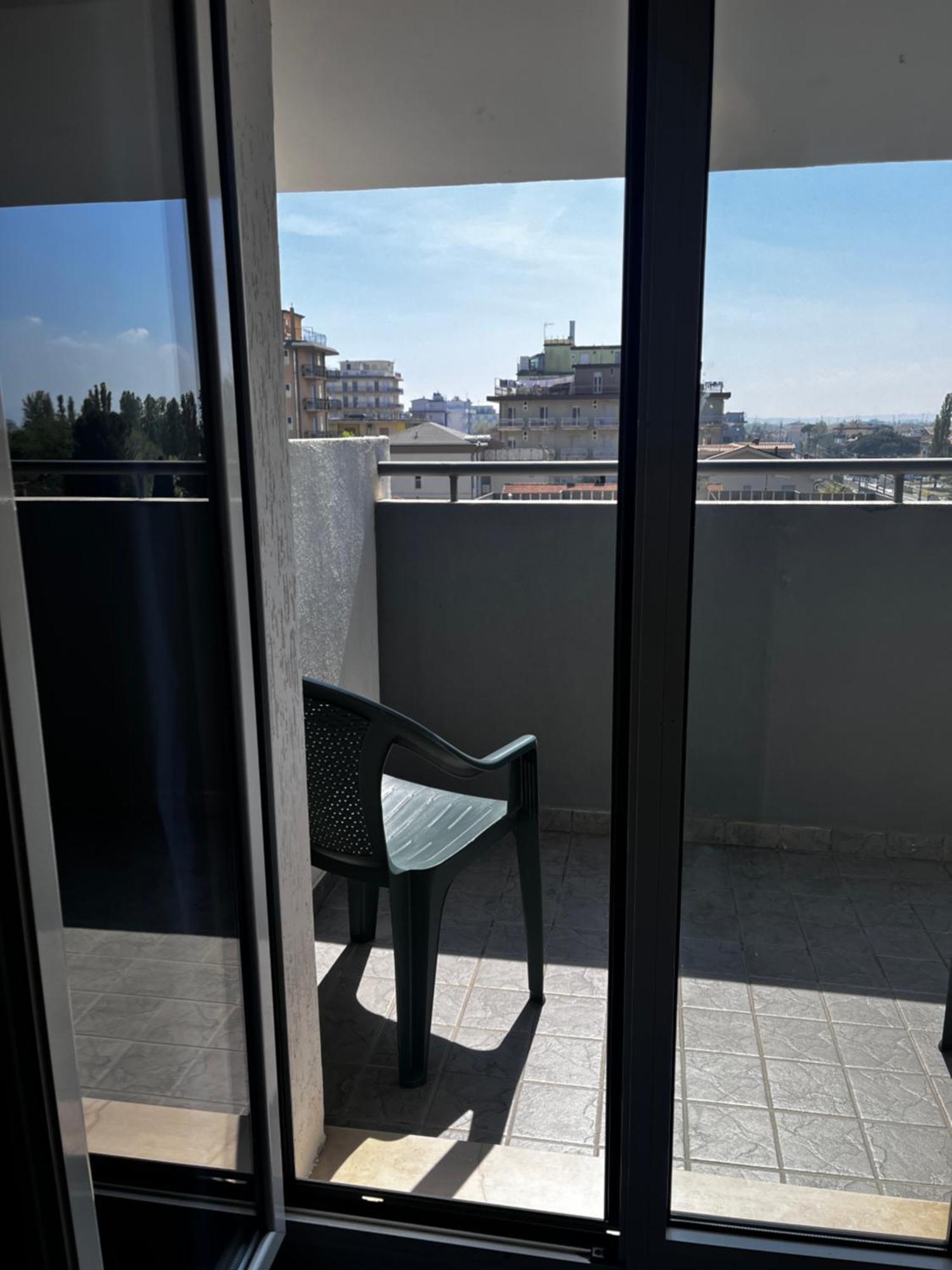 Hotel Morfeo - Young People Hotels (Adults Only) Rimini Eksteriør billede